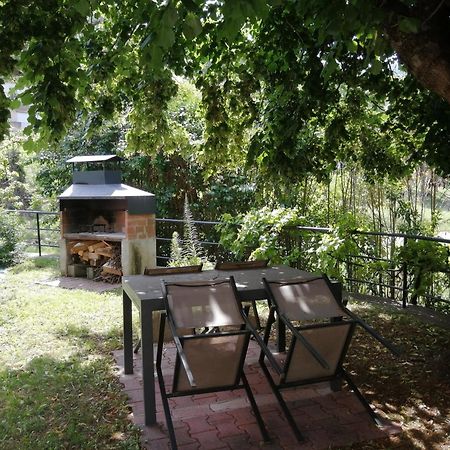 Gite Reflets De Montagnes Apartamento Tarascon-sur-Ariège Exterior foto